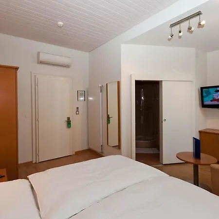 Hotel Rochat Basel