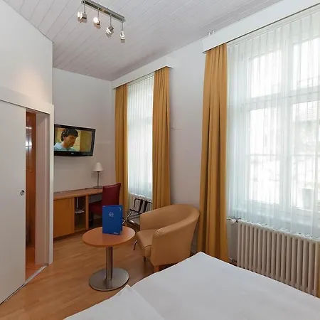 Rochat Hotel Basel