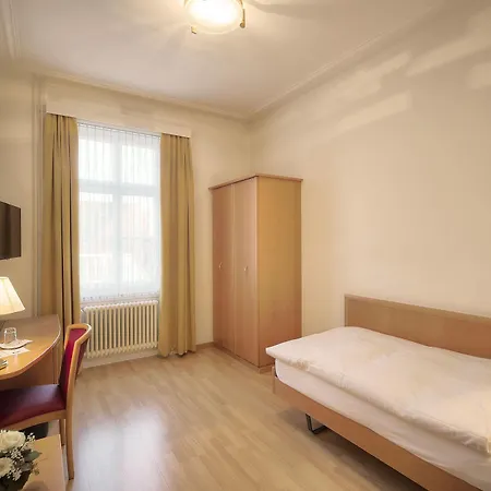 Hotel Rochat 3*